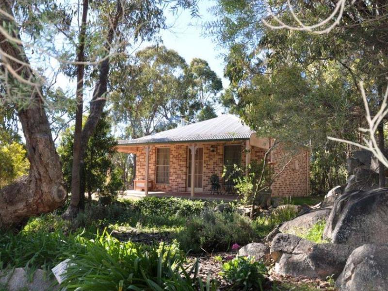 Honeysuckle Cottages Stanthorpe Exterior photo